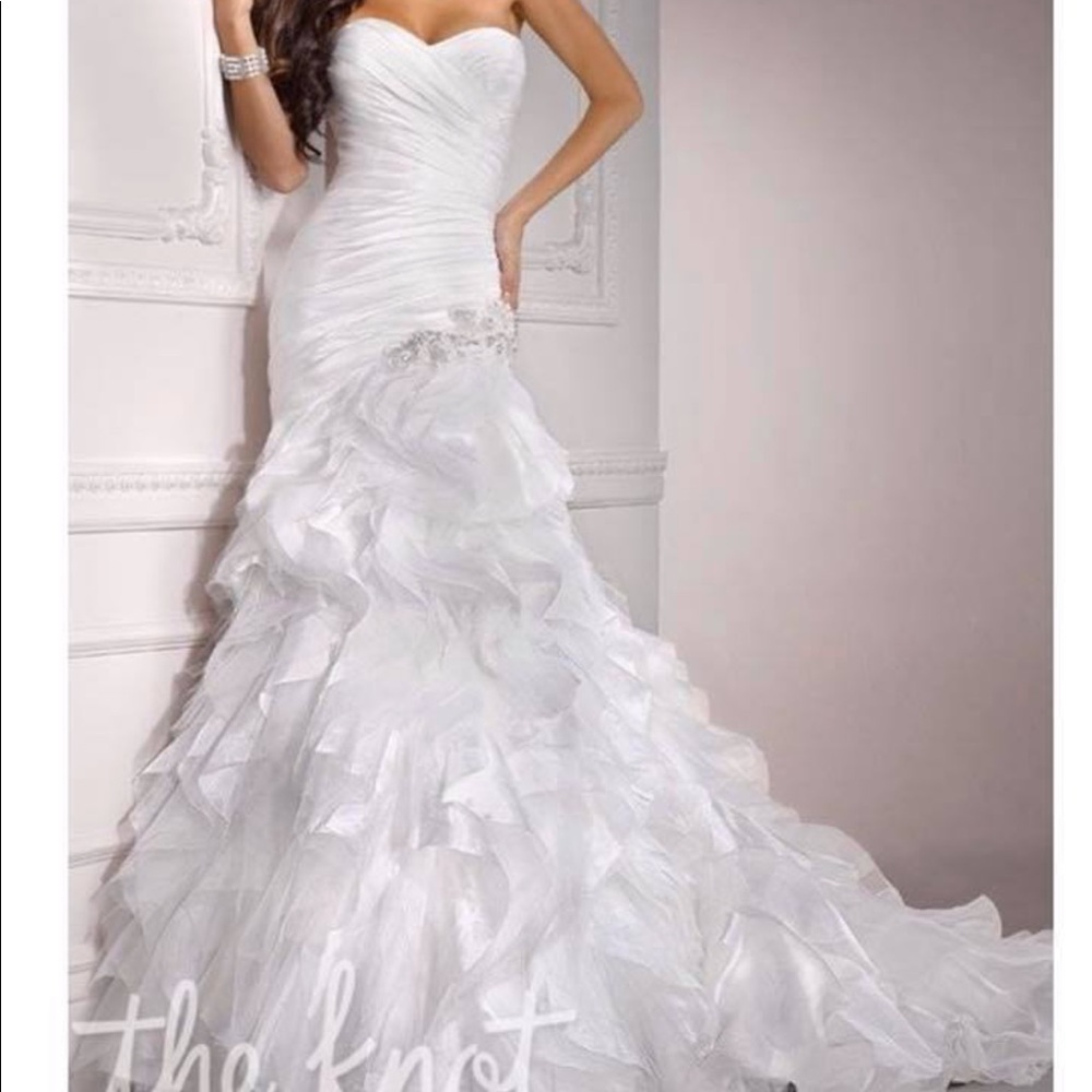 Brand new Maggie Sottera diamond white-Cindy